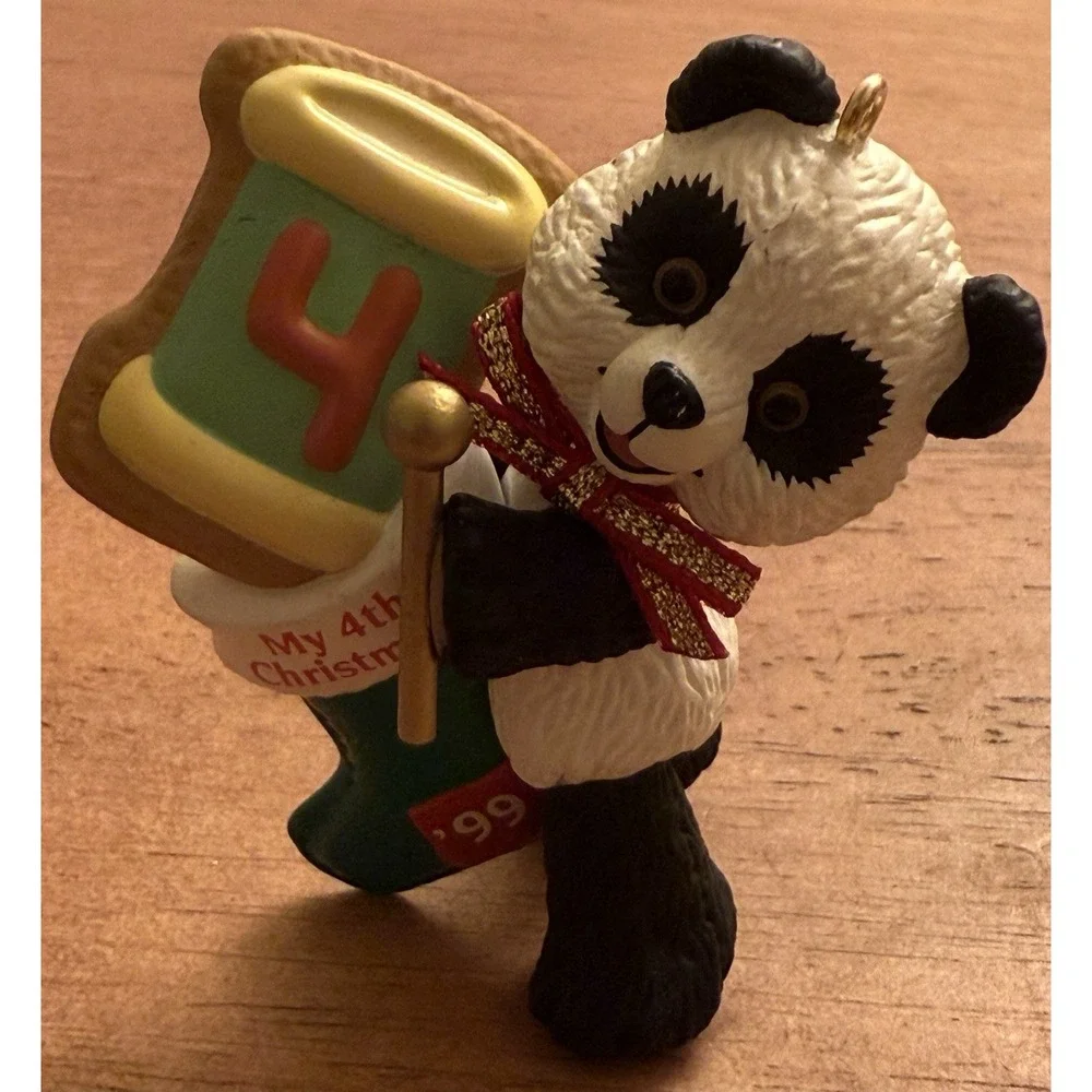Hallmark Ornaments - Child's FOURTH Christmas‎ for 1996